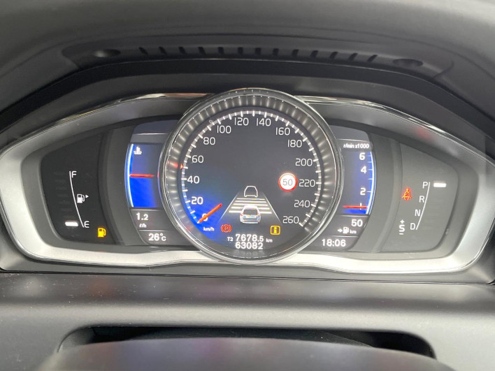 2017 Volvo XC60 DBA-DB420XC (UW-6a13f131c2052)[7]