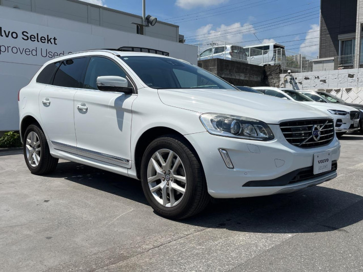 2017 Volvo XC60 LDA-DD4204TXC (UW-6a13f1328a58b)[11]