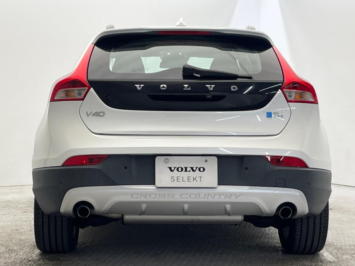 2014 Volvo V40 DBA-MB4164T (UW-6a13f1335d0dc)[11]