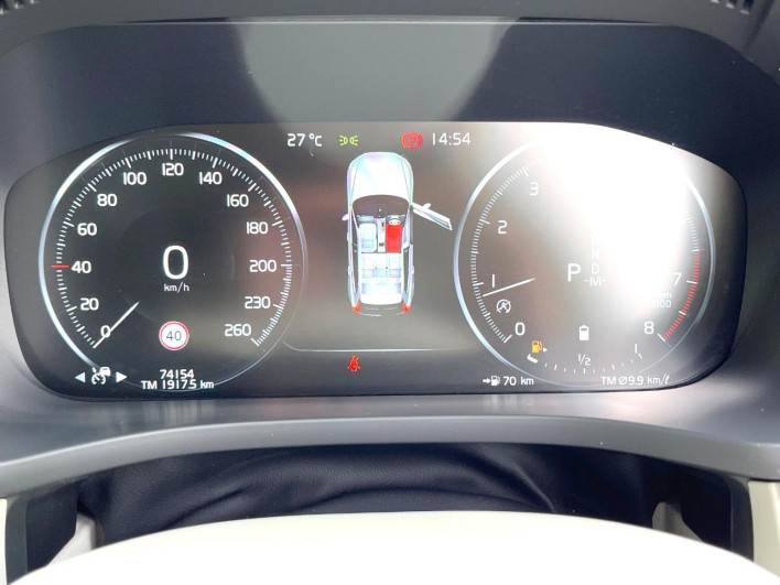 2020 Volvo XC60 5AA-UB420TXCM (UW-6a13f134270f3)[2]
