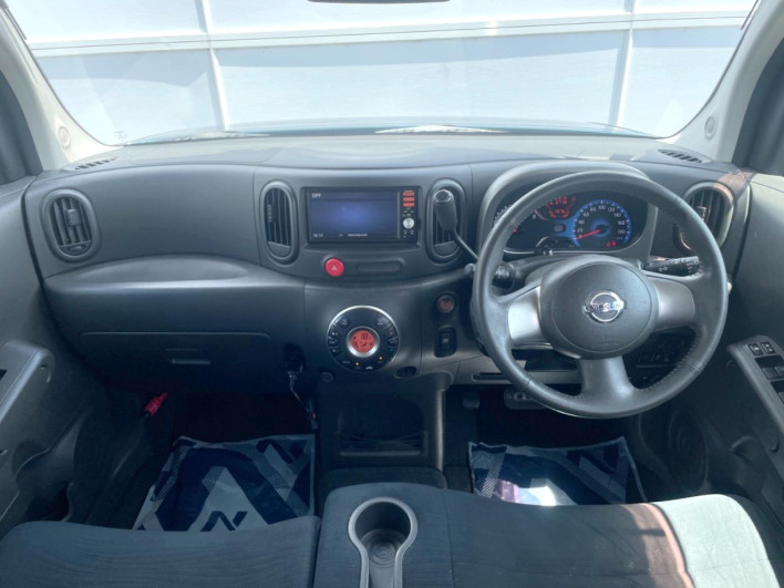 2015 Nissan Cube DBA-Z12 (UW-6a13f1356c4cd)[23]