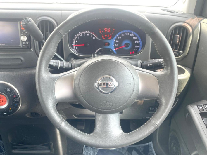 2015 Nissan Cube DBA-Z12 (UW-6a13f1356c4cd)[24]
