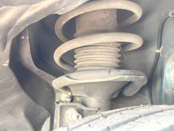 2015 Nissan Cube DBA-Z12 (UW-6a13f1356c4cd)[9]