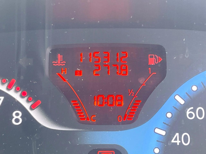 2015 Nissan Cube DBA-Z12 (UW-6a13f1356c4cd)[2]