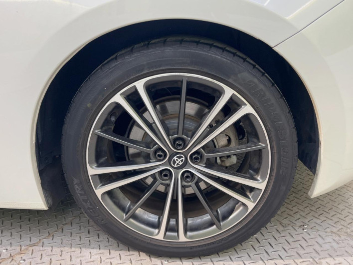 2013 Toyota 86 DBA-ZN6 (UW-6a13f1385d576)[16]