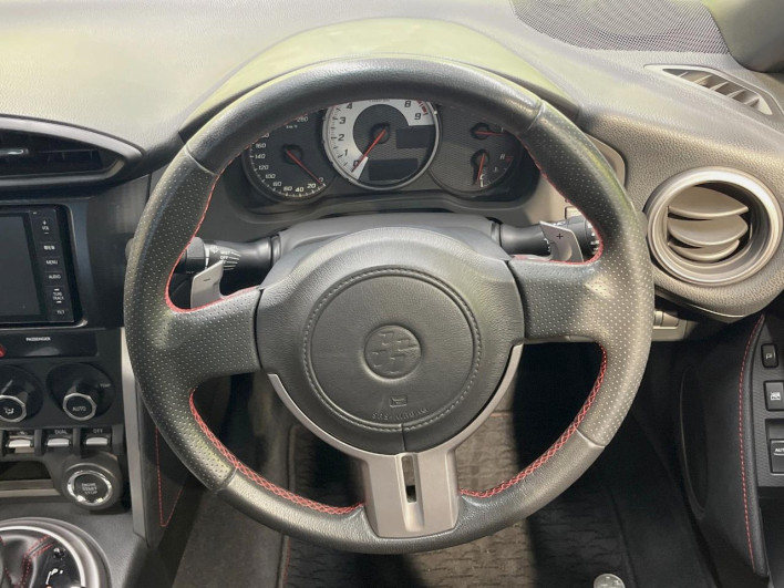 2013 Toyota 86 DBA-ZN6 (UW-6a13f1385d576)[27]