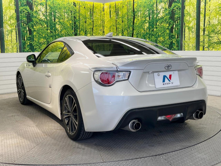 2013 Toyota 86 DBA-ZN6 (UW-6a13f1385d576)[25]