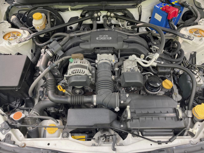 2013 Toyota 86 DBA-ZN6 (UW-6a13f1385d576)[18]