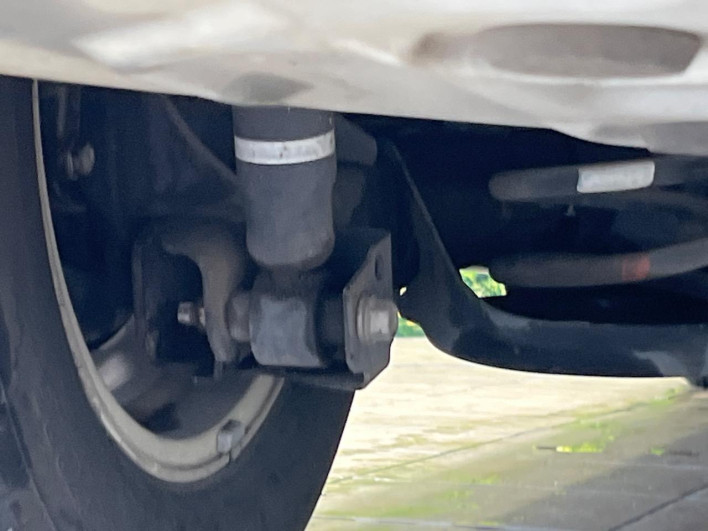 2014 Toyota Voxy DBA-ZRR80W (UW-6a13f13a6ee8f)[8]
