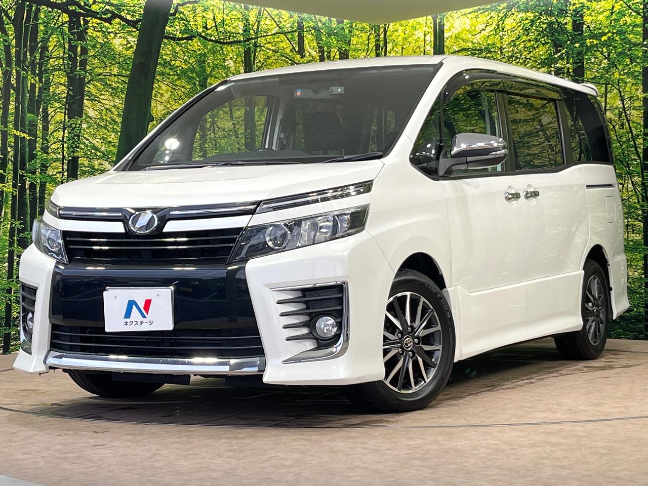 2014 Toyota Voxy DBA-ZRR80W