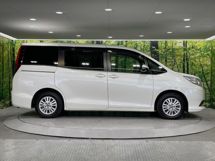2016 Toyota Noah DBA-ZRR80G (UW-6a13f13cbf442)[15]