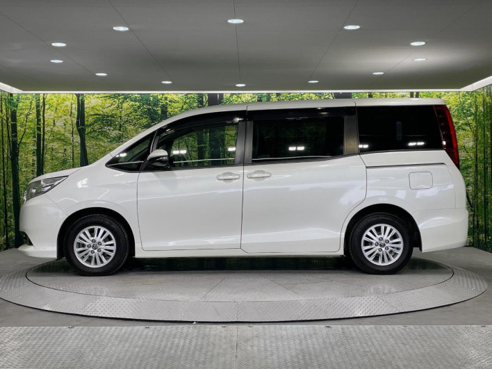 2016 Toyota Noah DBA-ZRR80G (UW-6a13f13cbf442)[19]