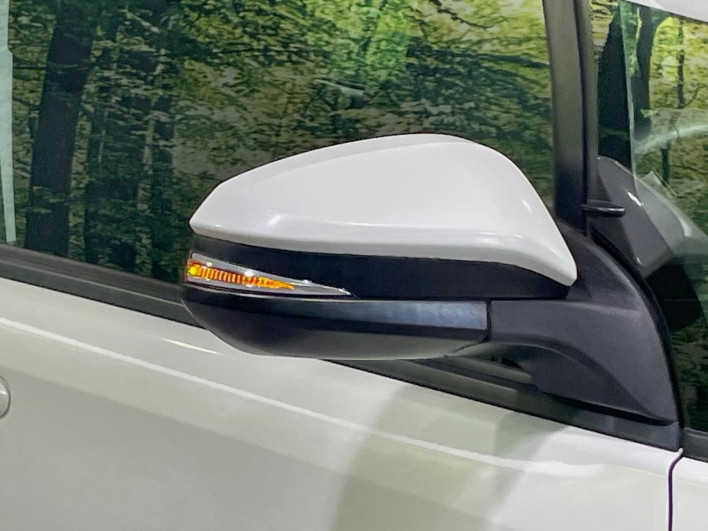 2016 Toyota Noah DBA-ZRR80G (UW-6a13f13cbf442)[9]