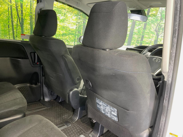 2016 Toyota Noah DBA-ZRR80G (UW-6a13f13cbf442)[28]