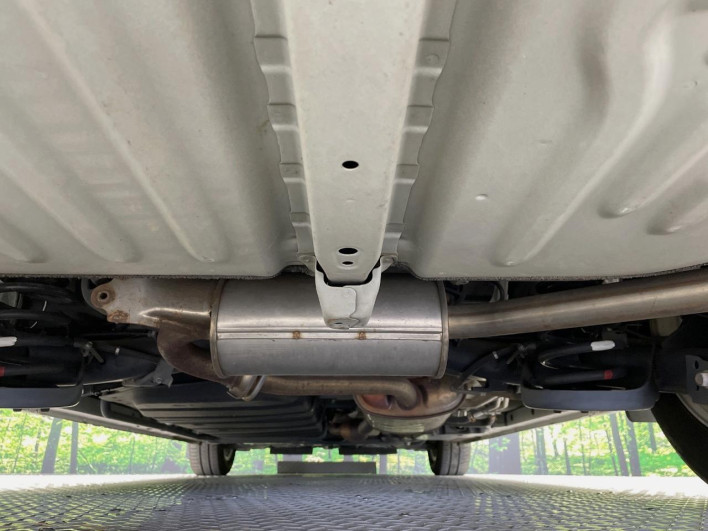 2016 Toyota Noah DBA-ZRR80G (UW-6a13f13cbf442)[22]