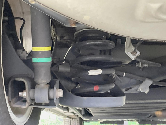 2016 Toyota Noah DBA-ZRR80G (UW-6a13f13cbf442)[21]