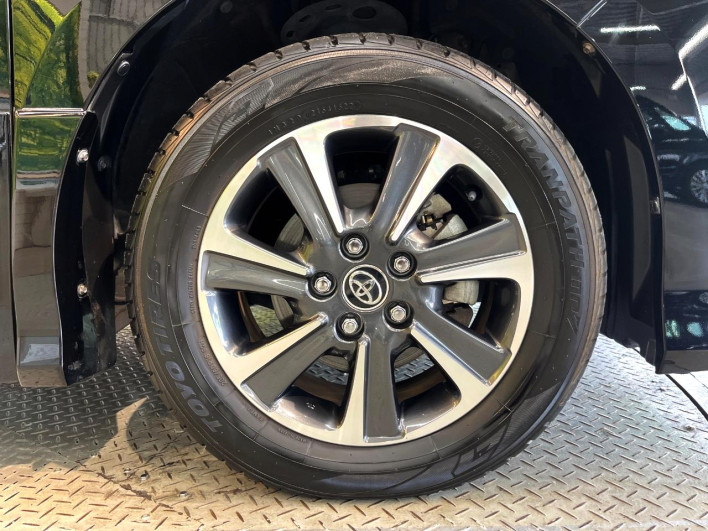 2017 Toyota Noah DBA-ZRR80W (UW-6a13f13f060a1)[28]