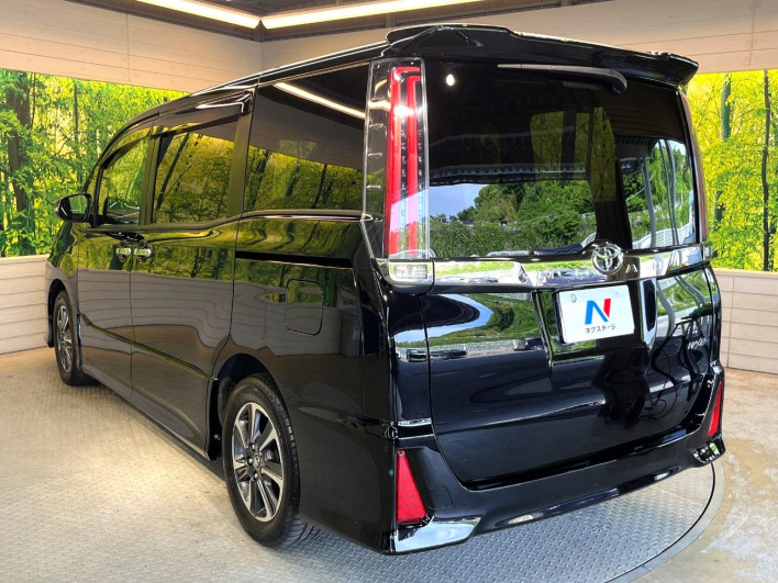 2017 Toyota Noah DBA-ZRR80W (UW-6a13f13f060a1)[11]