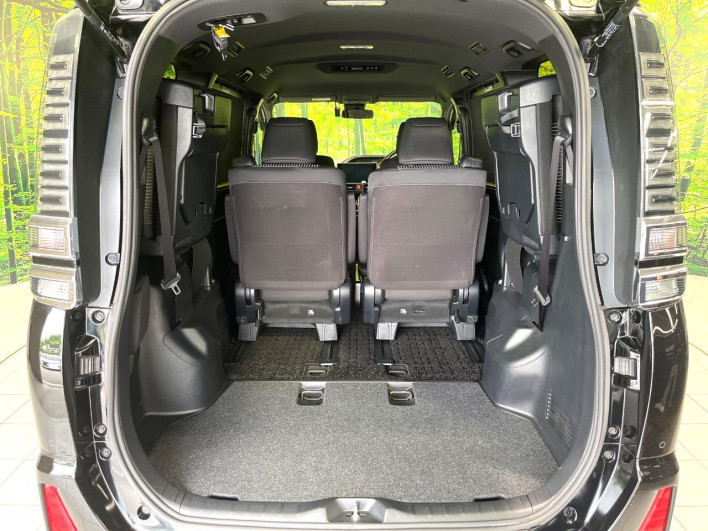 2020 Toyota Voxy 3BA-ZRR80W (UW-6a13f141d041b)[29]