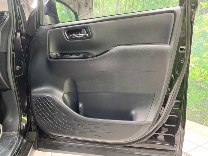2021 Toyota Noah 3BA-ZRR80W (UW-6a13f14312d54)[17]