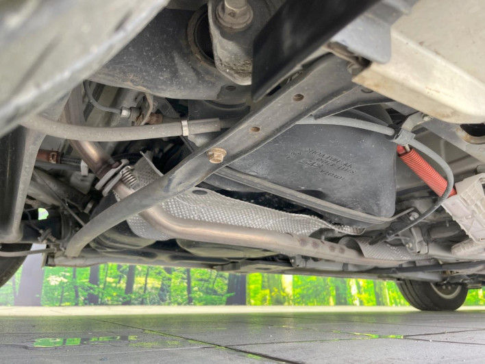 2013 Toyota Prius α DAA-ZVW41W (UW-6a13f14bf06f3)[21]