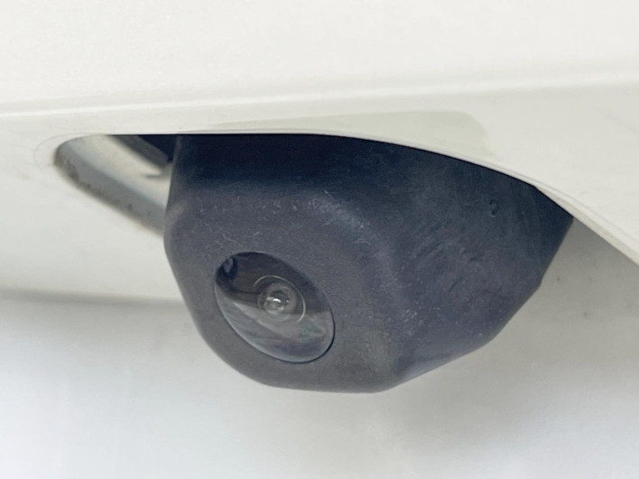 2013 Toyota Prius α DAA-ZVW41W (UW-6a13f14bf06f3)[22]