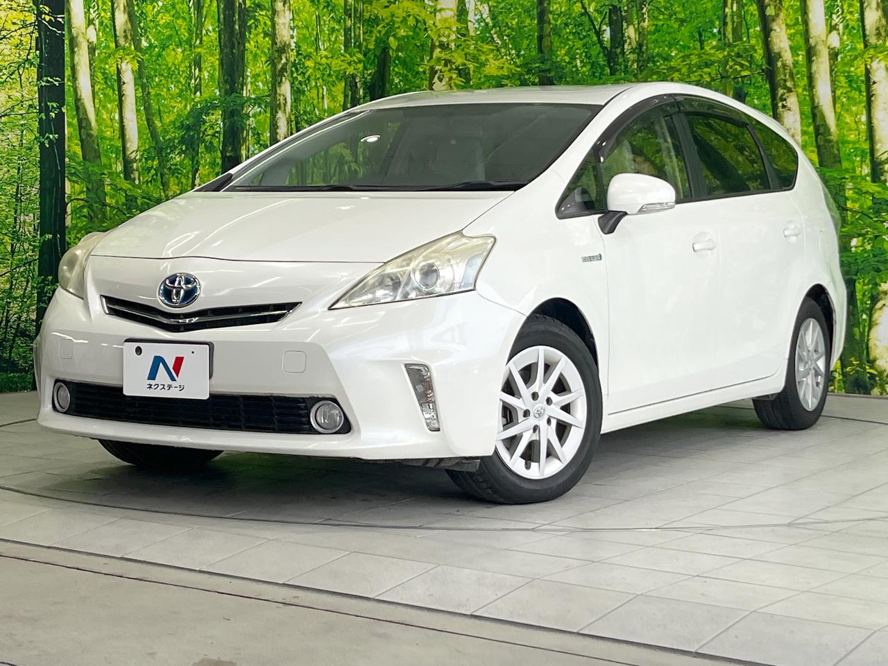 2013 Toyota Prius α DAA-ZVW41W