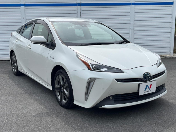 2020 Toyota Prius DAA-ZVW51 (UW-6a13f14e760d4)[18]