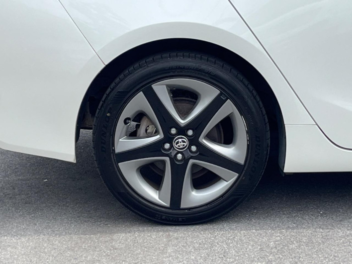 2020 Toyota Prius DAA-ZVW51 (UW-6a13f14e760d4)[28]