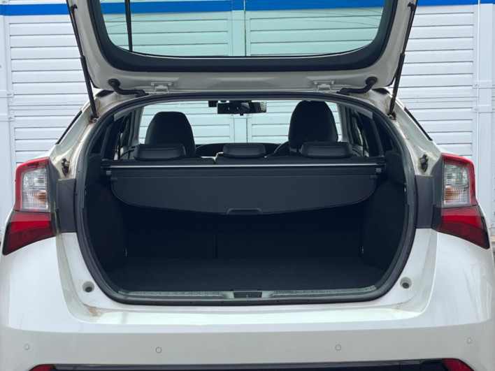 2020 Toyota Prius DAA-ZVW51 (UW-6a13f14e760d4)[24]