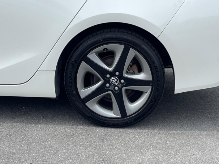 2020 Toyota Prius DAA-ZVW51 (UW-6a13f14e760d4)[29]