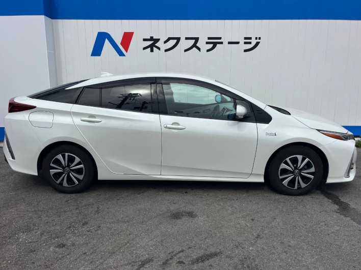 2018 Toyota Prius PHV DLA-ZVW52 (UW-6a13f14ff1140)[23]