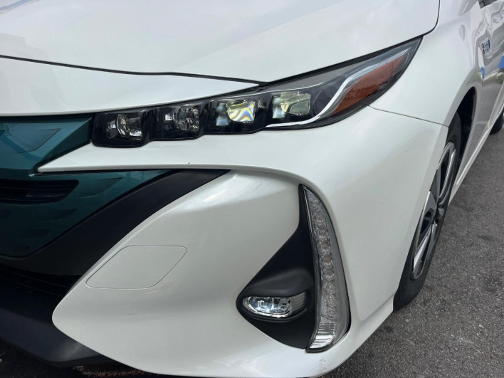 2018 Toyota Prius PHV DLA-ZVW52 (UW-6a13f14ff1140)[13]