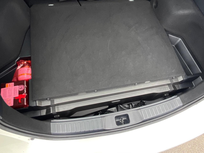 2018 Toyota Prius PHV DLA-ZVW52 (UW-6a13f14ff1140)[28]