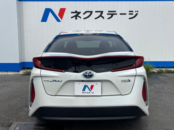 2018 Toyota Prius PHV DLA-ZVW52 (UW-6a13f14ff1140)[21]