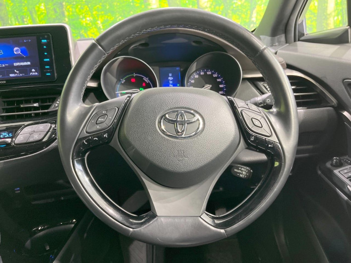 2017 Toyota C-HR DAA-ZYX10 (UW-6a13f1638943a)[28]