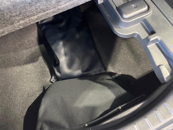 2016 Toyota Vellfire DBA-AGH30W (UW-6a150e2f943e6)[17]