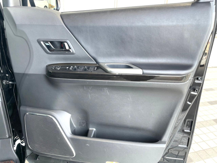 2012 Toyota Alphard DBA-ANH20W (UW-6a150e3b8a5a5)[24]