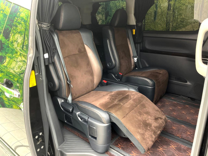 2013 Toyota Alphard DBA-ANH20W (UW-6a150e3b9463e)[29]