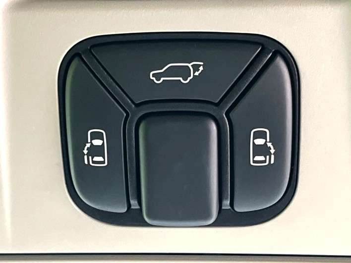 2013 Toyota Alphard DBA-ANH20W (UW-6a150e3b9463e)[25]