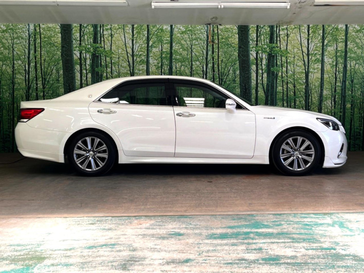 2016 Toyota Crown Hybrid DAA-AWS210 (UW-6a150e3ebdf4d)[10]