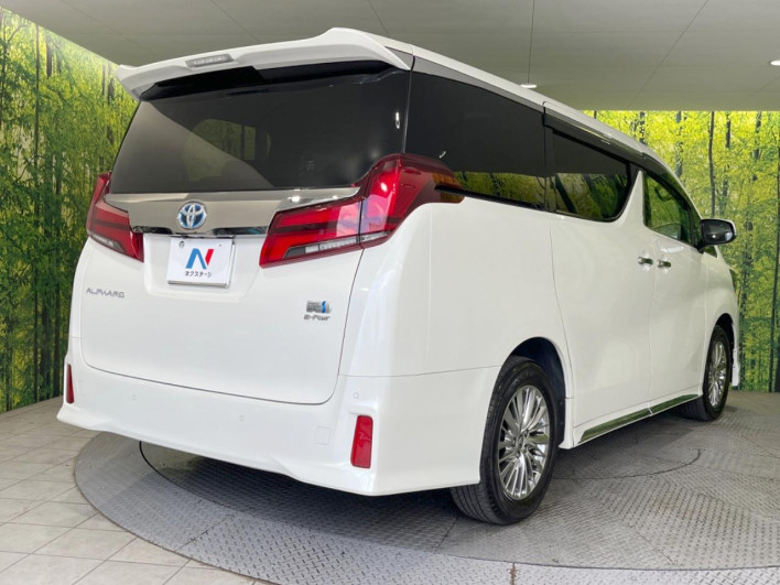 2022 Toyota Alphard Hybrid 6AA-AYH30W (UW-6a150e4d42f12)[14]