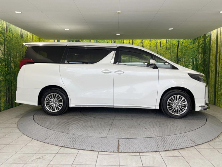 2022 Toyota Alphard Hybrid 6AA-AYH30W (UW-6a150e4d42f12)[15]