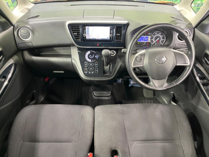 2017 Nissan DAYZ ROOX DBA-B21A (UW-6a150e566a251)[28]