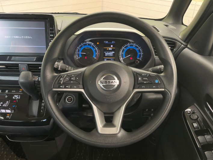 2021 Nissan Roox 5AA-B44A (UW-6a150e629d2c2)[14]