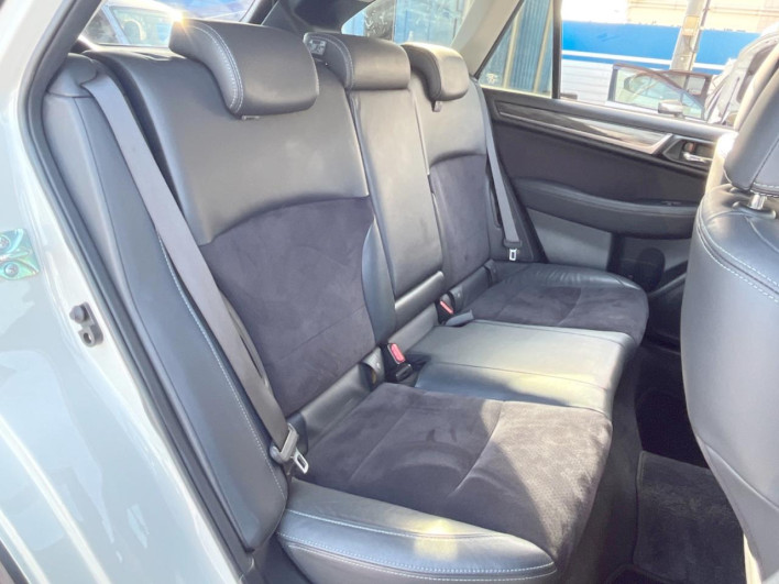 2016 Subaru Legacy Outback DBA-BS9 (UW-6a150e6f90af7)[28]