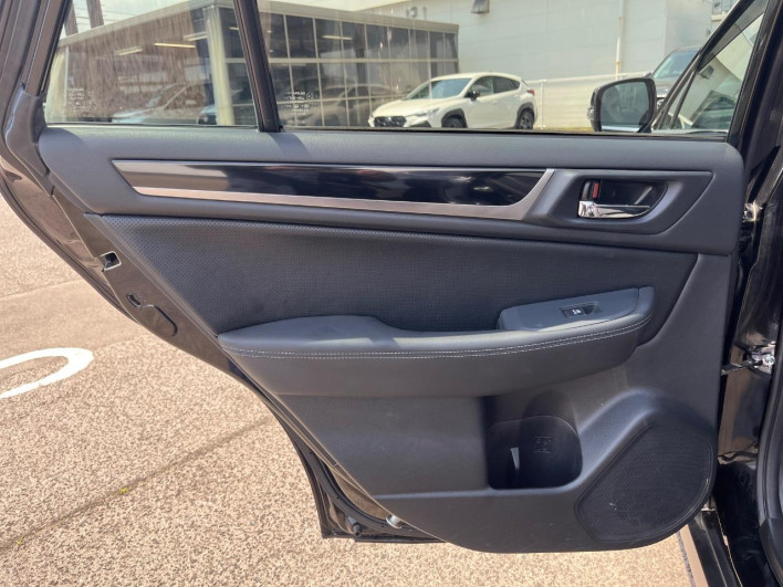 2016 Subaru Legacy Outback DBA-BS9 (UW-6a150e6fa491a)[18]