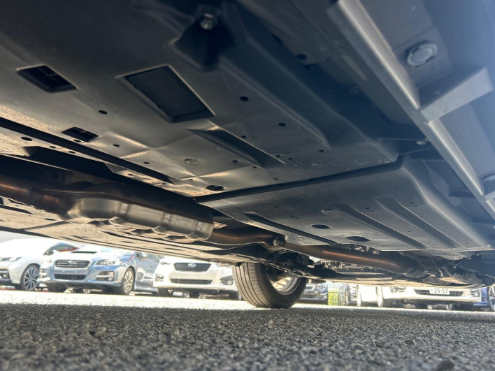 2017 Subaru Legacy Outback DBA-BS9 (UW-6a150e6fb6064)[28]