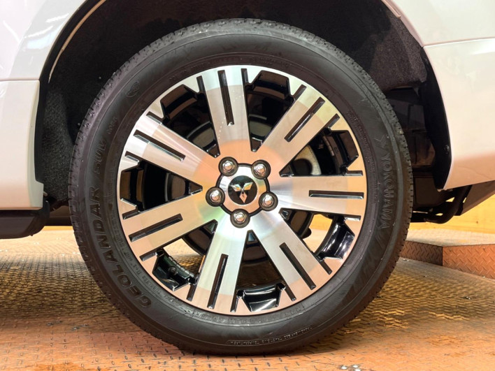 2024 Mitsubishi Delica D:5 3DA-CV1W (UW-6a150e7482eaf)[19]