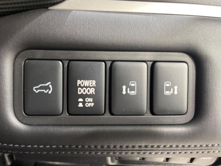 2024 Mitsubishi Delica D:5 3DA-CV1W (UW-6a150e7675583)[18]